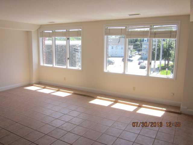 128 Warren St Apt 20
