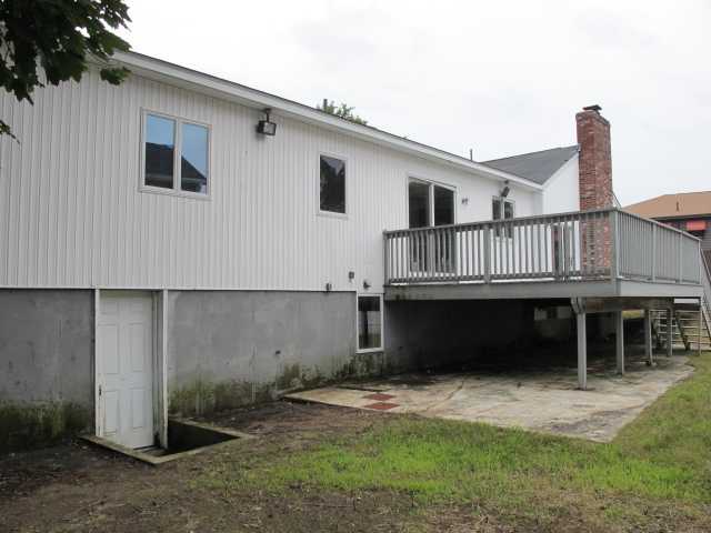 6 Westchester Dr