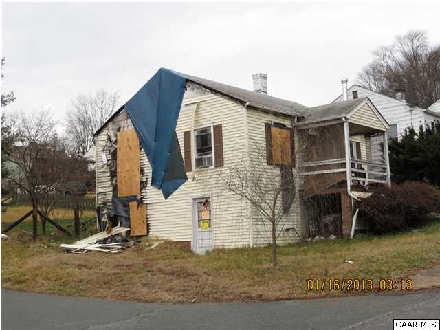 220 Palatine Ave