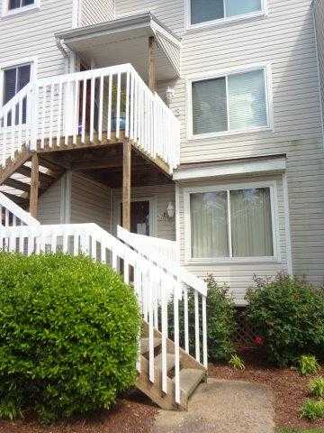 819 Seawinds Ln