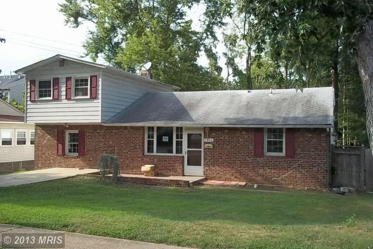 3806 Elmwood Dr