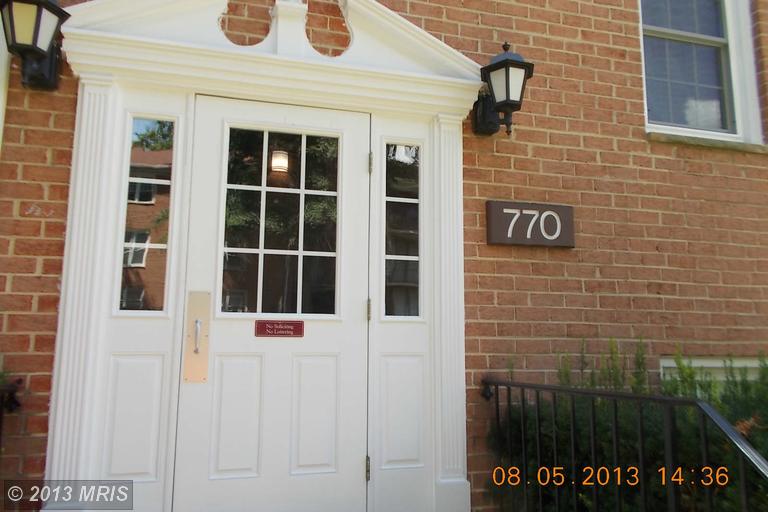 770 Quince Orchard Blvd Apt 202