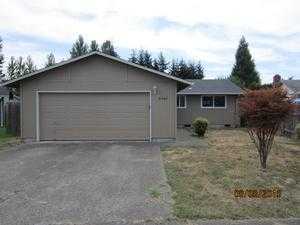 4448 Hilton Dr