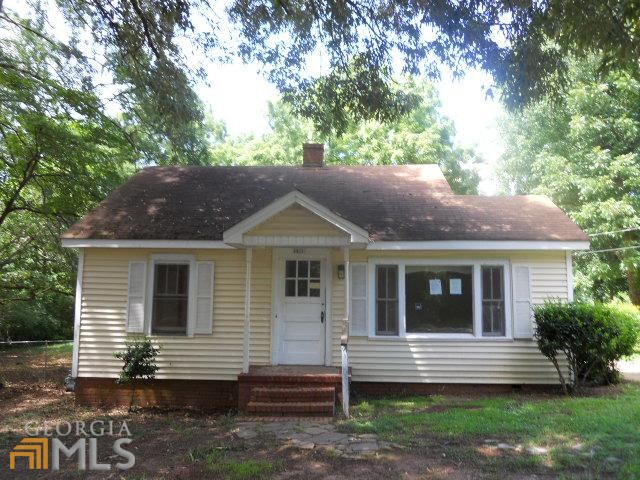 1411 Lucky St