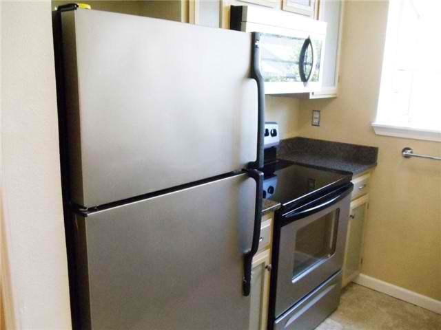 12050 15th Ave Ne Apt 204