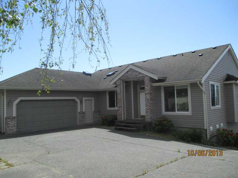7715 74th Dr Ne