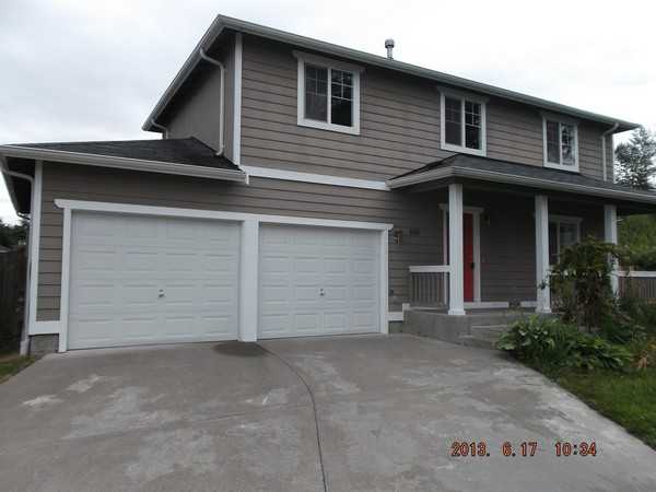 8605 10th Pl Ne