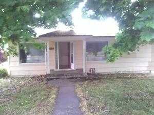 3204 Forest Dr