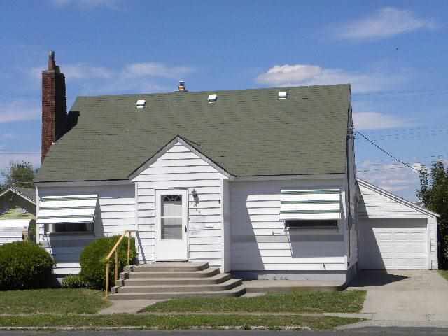 2605 E Everett Ave