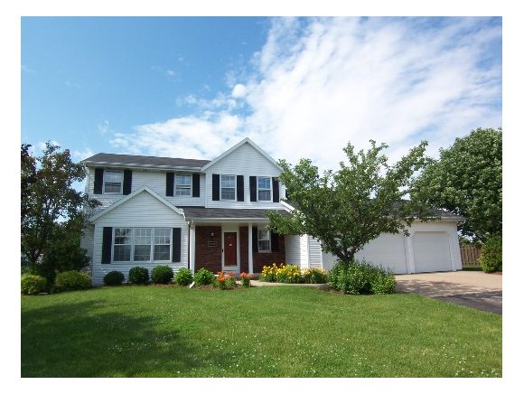 W3050 Pinewood Ct