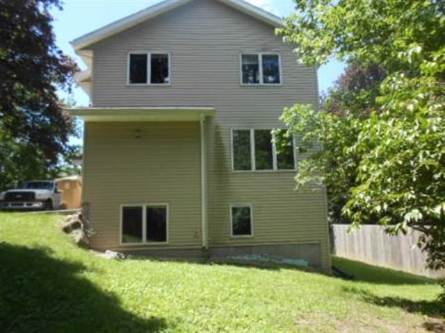 13 N Rosa Rd