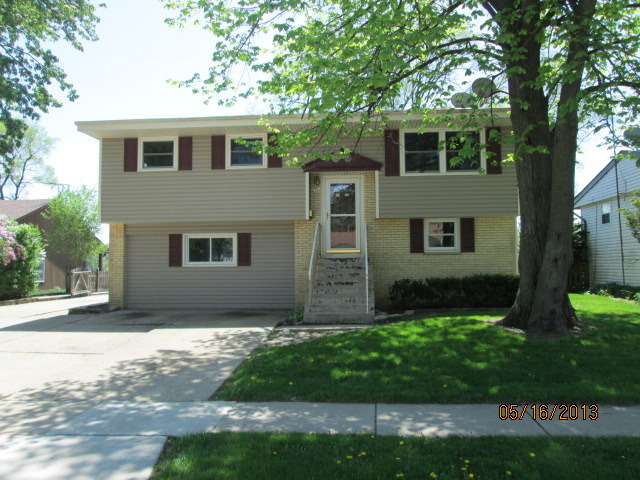 517 Hillside Dr