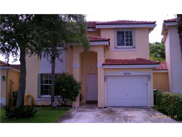 10135 SW 163 AV