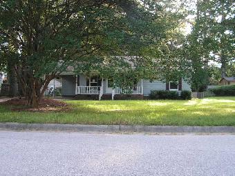 1102 Walnut St W