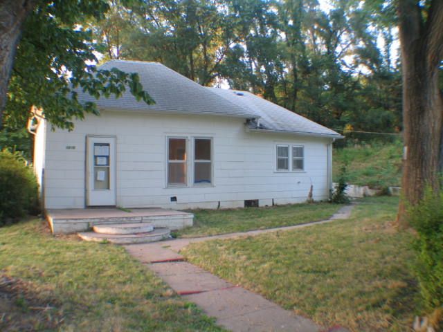 1315 Rock Bluff Ave