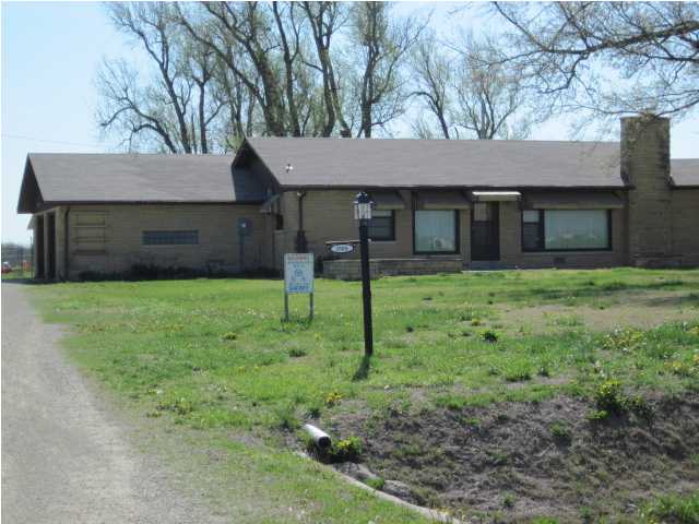 3500 S Tyler Rd