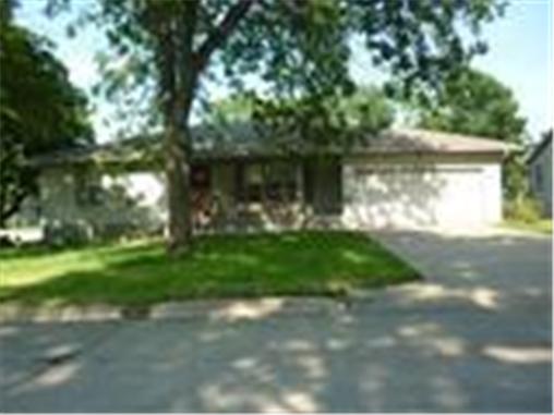 1003 S Elm St