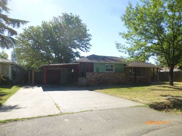6704 4th Ave