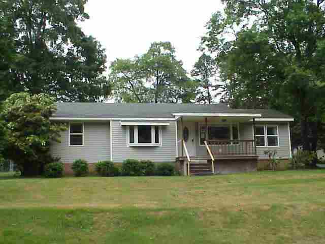 786 Kenmore Dr
