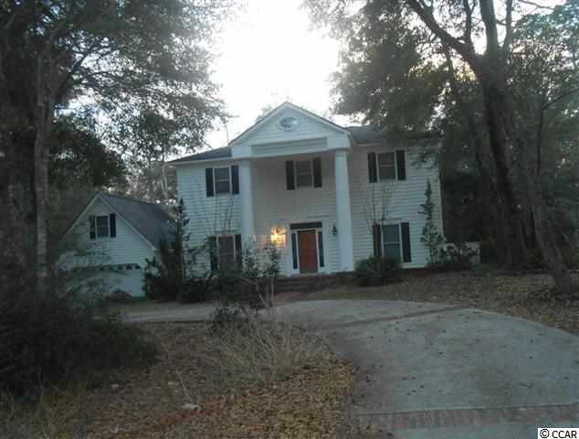 4498 Live Oak Dr