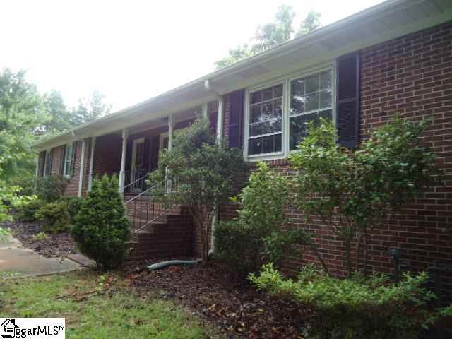 103 Cedar Ln