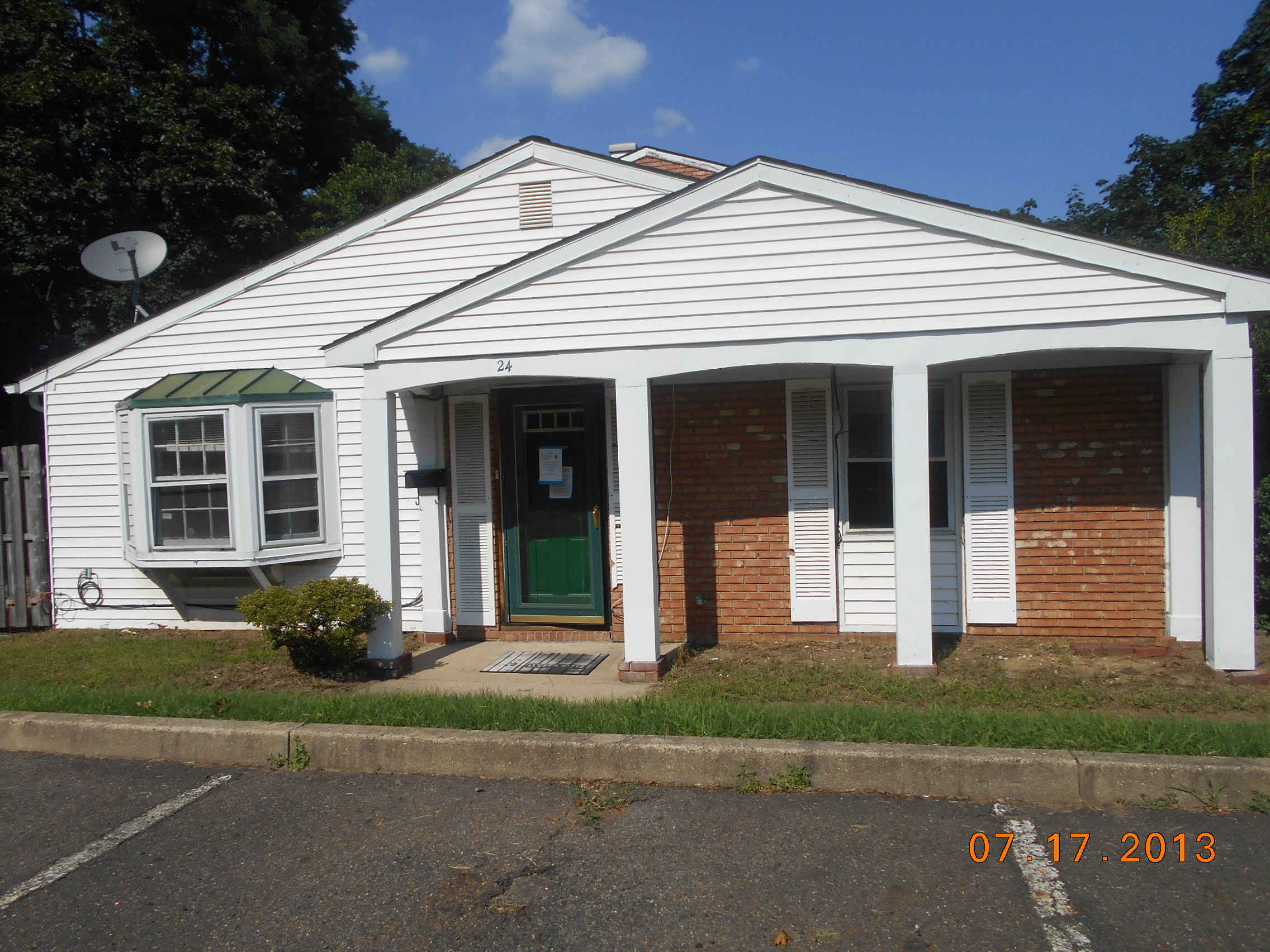 24 Rittenhouse Dr