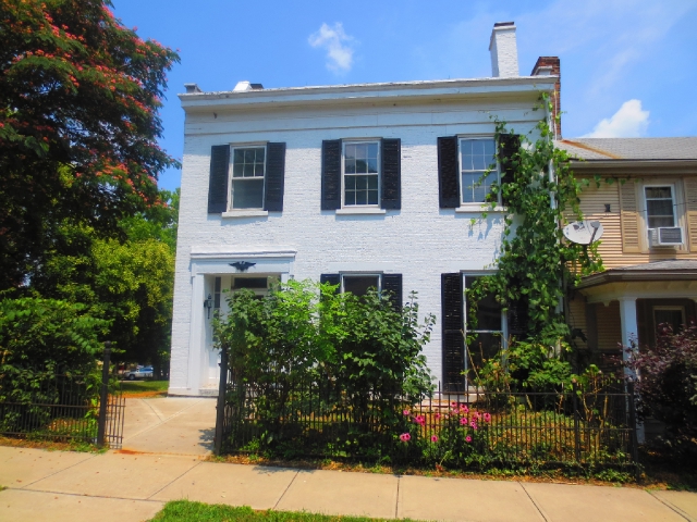 122 5th St