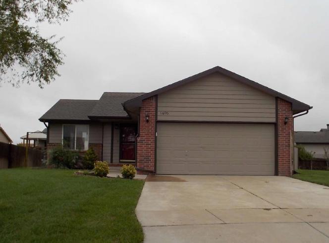 1605 E Winterset Cir