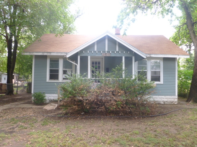 2435 W 3rd Street N