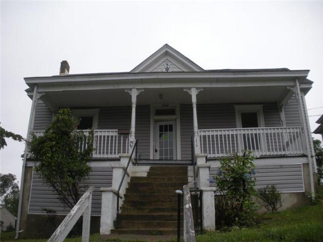 1318 NW Moorman Ave