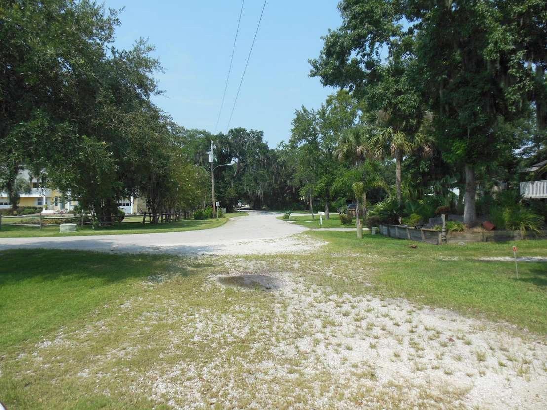 2009 Marsh Point Rd