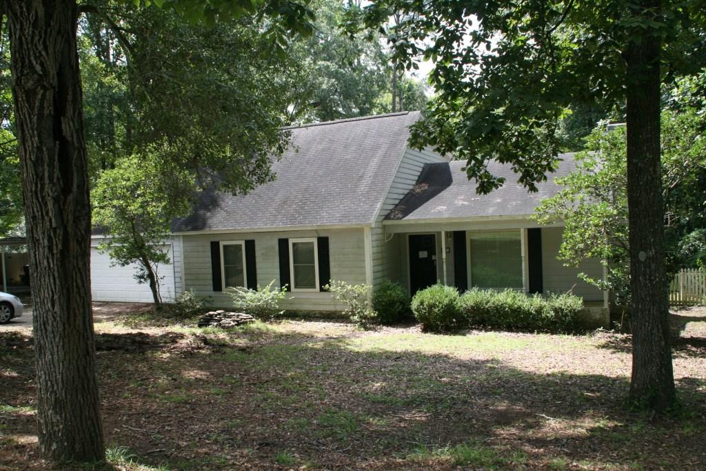 2111 Shadybrook Lane