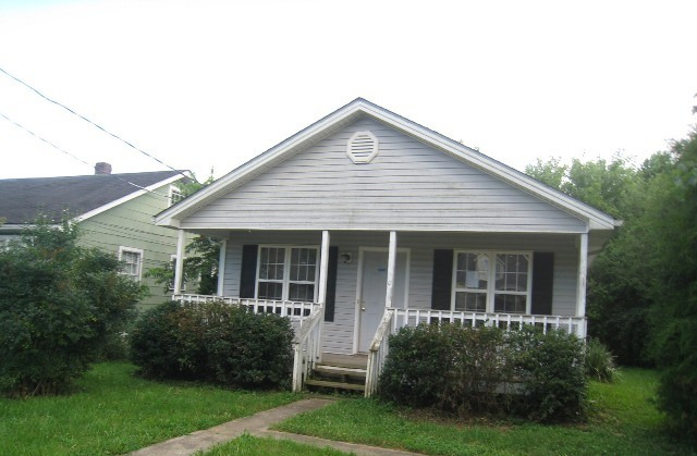 109 Maple St