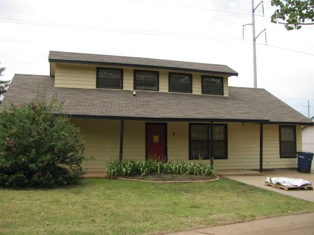 2 Crestwood Cir