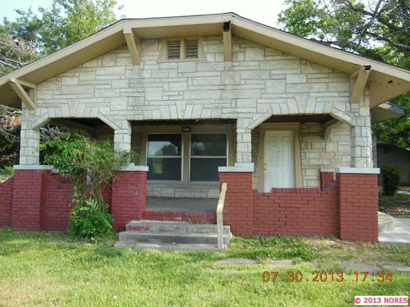 2546 E Admiral Blvd