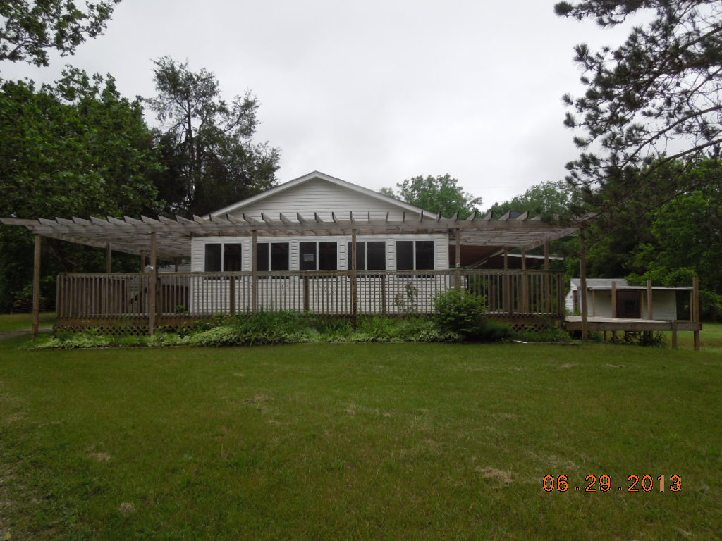 1010 Francis Rd