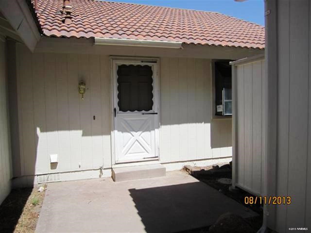 1239 Laredo Ct