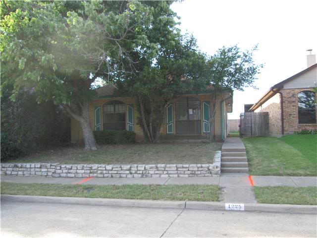 1225 Wheatfield Dr