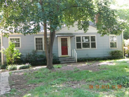 4035 N Peachtree Rd