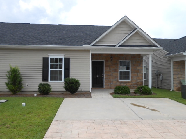 526 Dawsons Park Way