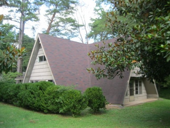 22 Wintergreen Ln