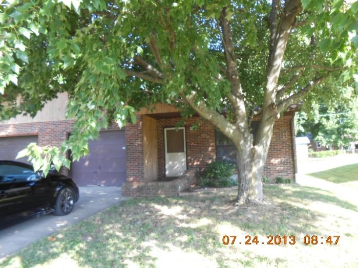 2129 Scheel St