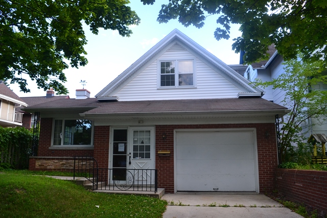 411 Michigan Ave