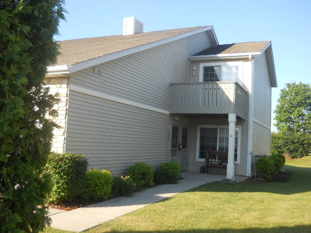 2305 Turnberry Ct
