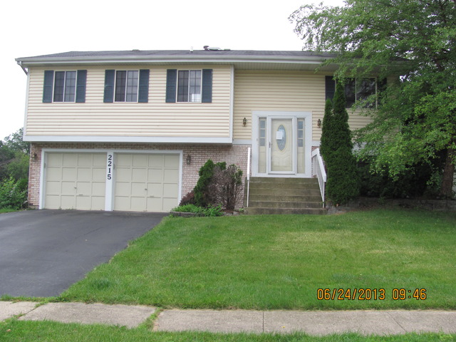 2215 Greenbay Dr