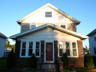 221 Lynn St
