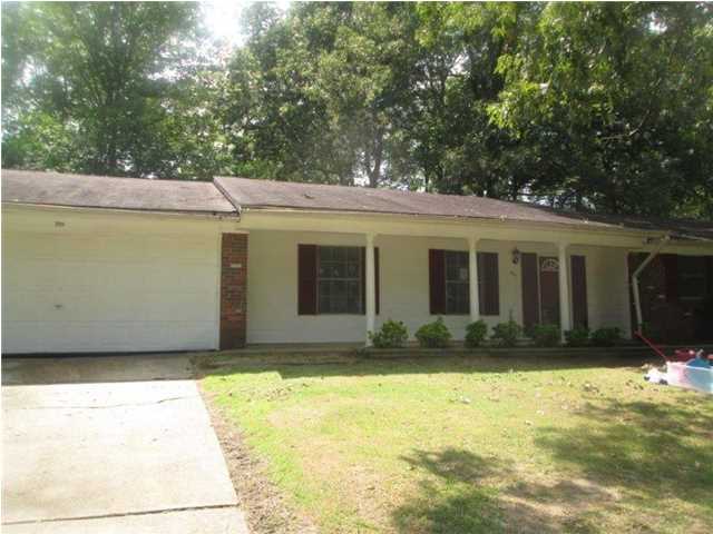 1004 Tanglewood Dr