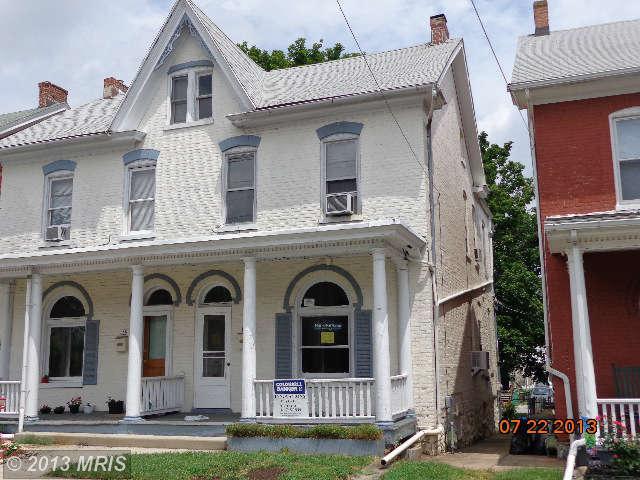 122 Fairground Ave