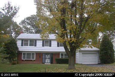 12305 Rolling Hill Ln