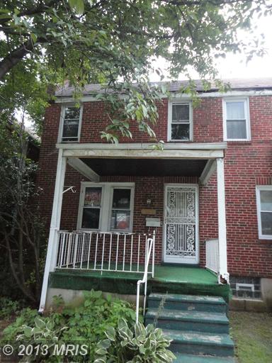4527 N Rogers Ave